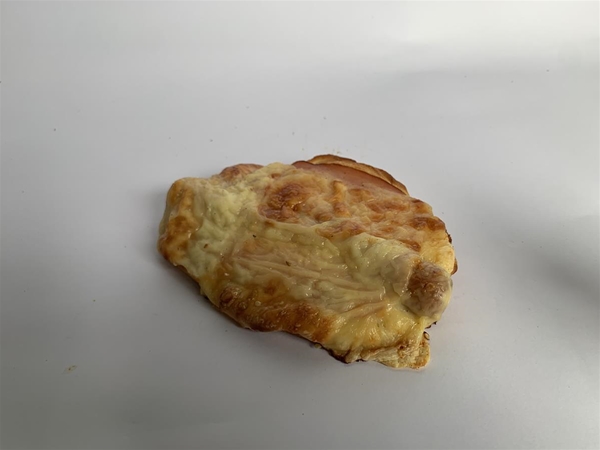 Ham kaas worste broodje